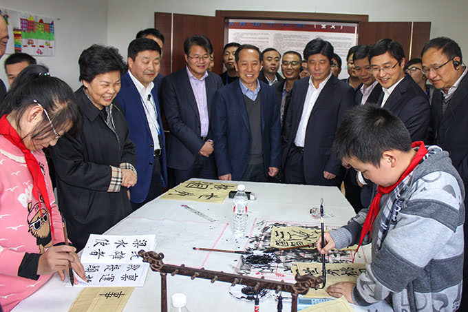 06时任浙江省委常委、宣传部长葛慧君莅临我村调研精神文明建设工作.jpg